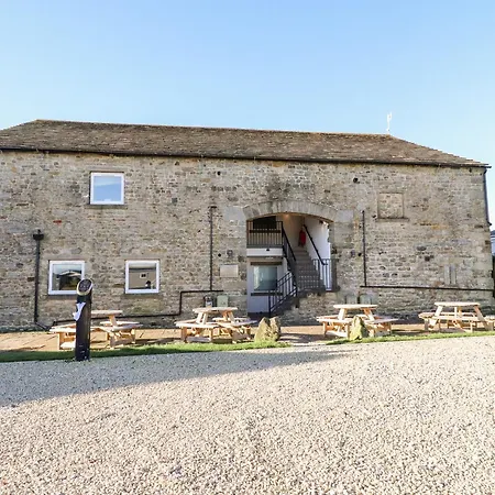 Malham 펜션